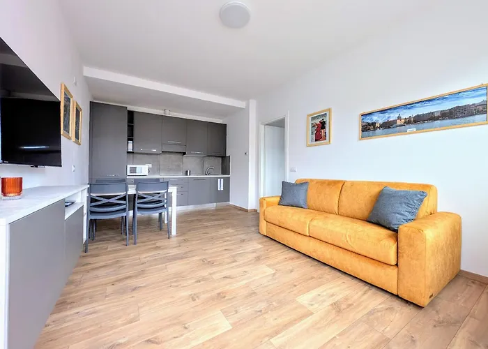 Апартаменты Le Rondini B *