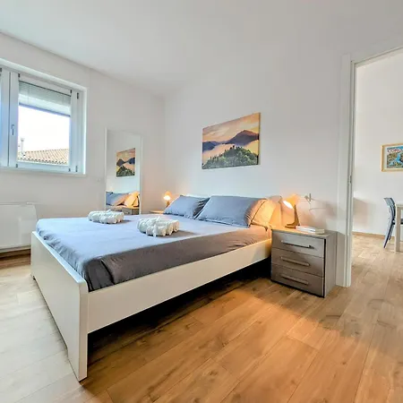 Le Rondini B * 피아넬로 델 라리오